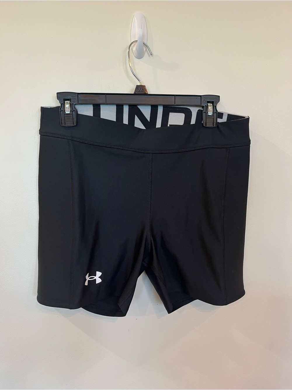 Under Armour Womens Compression Sliders Shorts Black Large Softball 5in Inseam